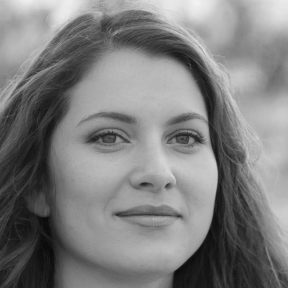 Porträt von Roxanne Müller